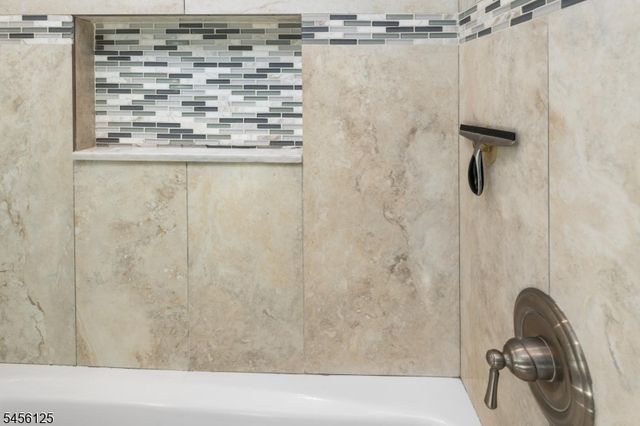 157 Mountain Cir, West Milford Twp., NJ 07480