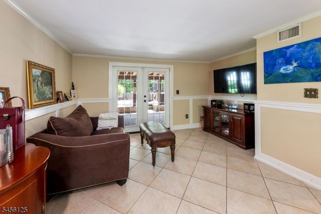 157 Mountain Cir, West Milford Twp., NJ 07480