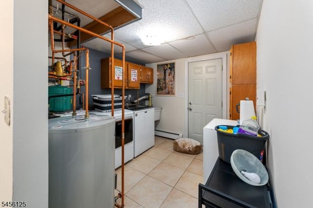 157 Mountain Cir, West Milford Twp., NJ 07480