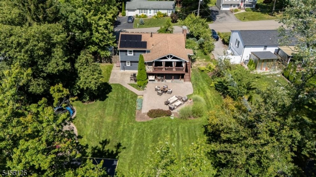 157 Mountain Cir, West Milford Twp., NJ 07480 — photo 5