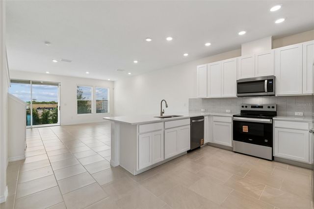 6333 JENSEN VIEW AVENUE, Apollo Beach, FL 33572