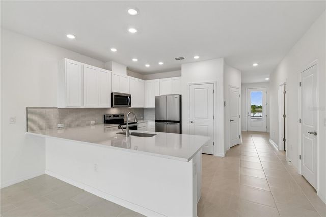 6333 JENSEN VIEW AVENUE, Apollo Beach, FL 33572