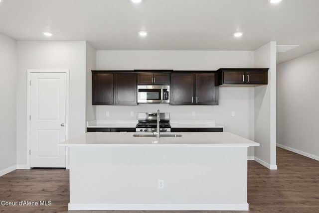 4615 E Culpeo Ave, Post Falls, ID 83854