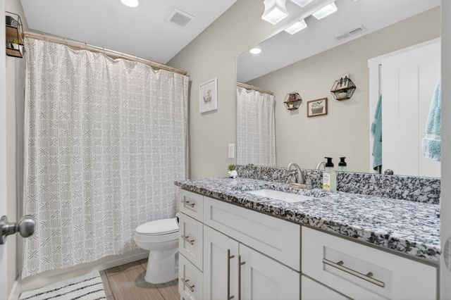 813 5th Ave, E, Springfield, TN 37172