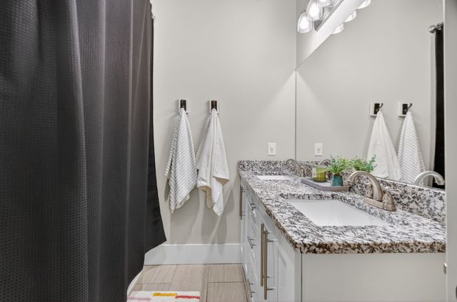 813 5th Ave, E, Springfield, TN 37172