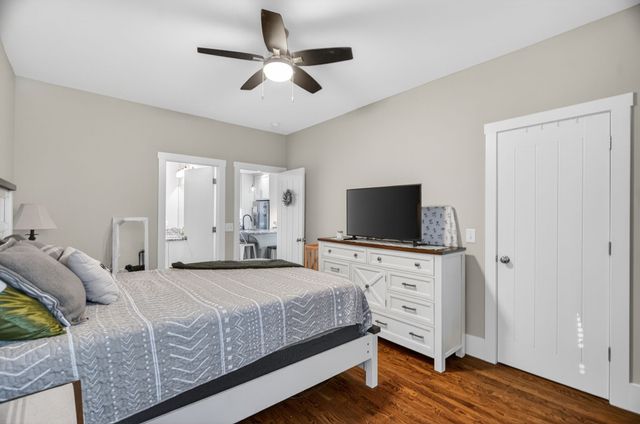 813 5th Ave, E, Springfield, TN 37172