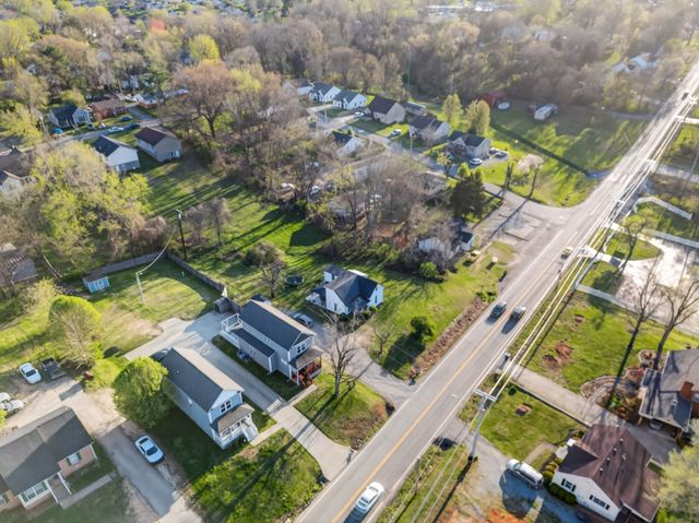 813 5th Ave, E, Springfield, TN 37172