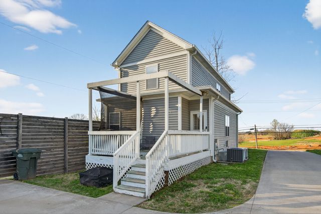 813 5th Ave, E, Springfield, TN 37172