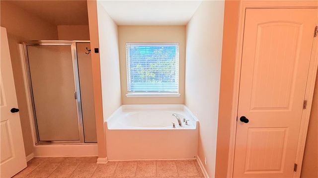 2755 Morgan Glen Road, Buford, GA 30519