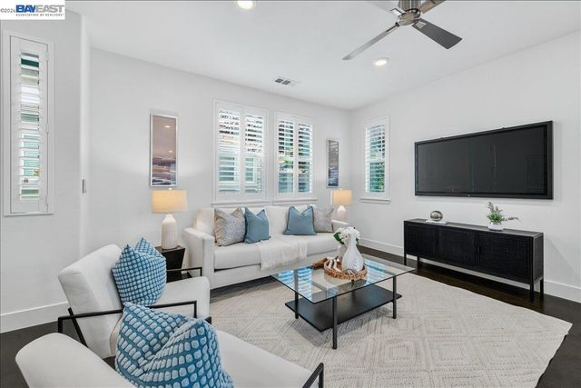3957 Scottfield St, Dublin, CA 94568