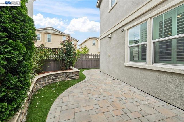 3957 Scottfield St, Dublin, CA 94568