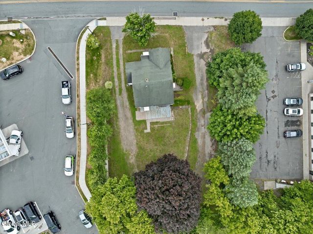 140 Everett Road, Colonie, NY 12205