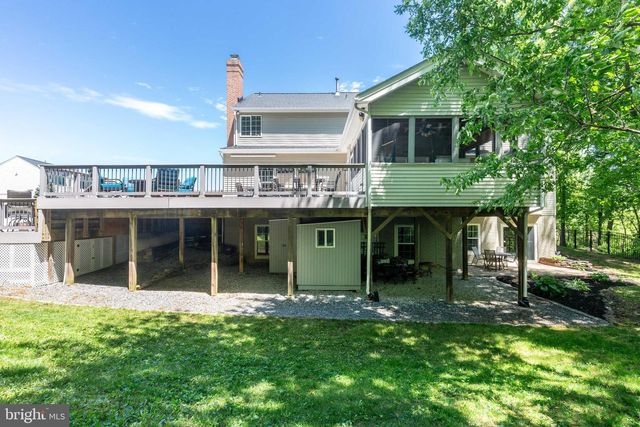202 ALMAR DR, Hampstead, MD 21074