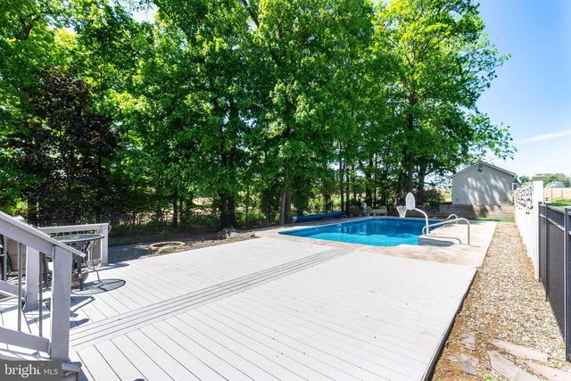 202 ALMAR DR, Hampstead, MD 21074