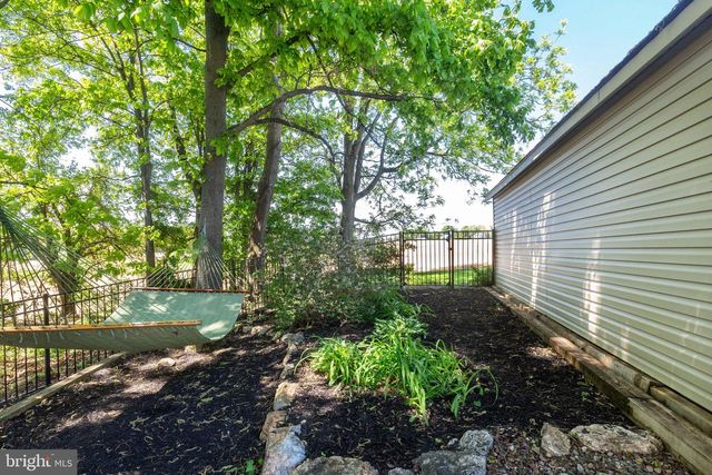 202 ALMAR DR, Hampstead, MD 21074
