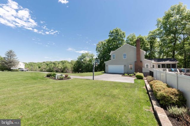 202 ALMAR DR, Hampstead, MD 21074