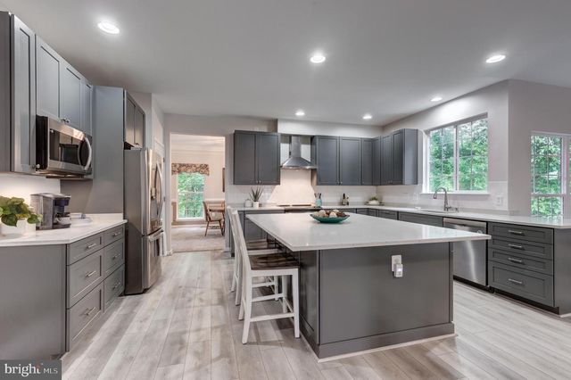 202 ALMAR DR, Hampstead, MD 21074