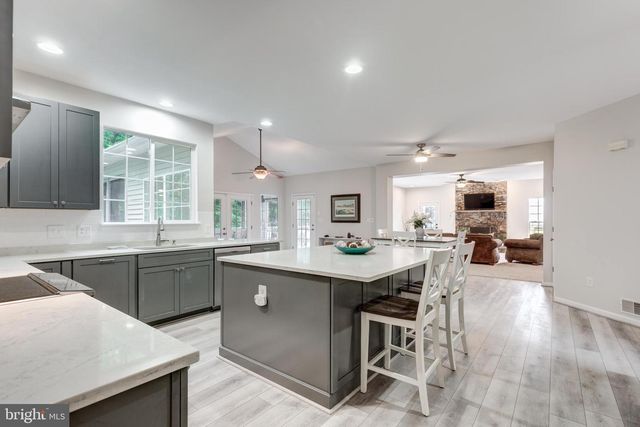 202 ALMAR DR, Hampstead, MD 21074