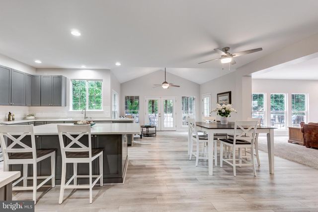 202 ALMAR DR, Hampstead, MD 21074