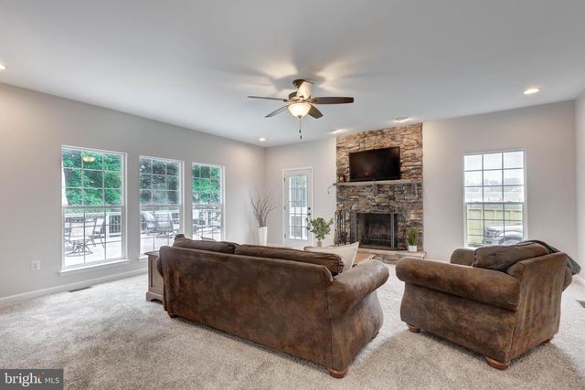202 ALMAR DR, Hampstead, MD 21074