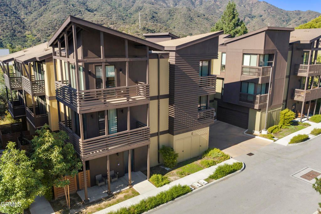 4201 Pennsylvania Avenue E2, La Crescenta, CA 91214 — photo 4