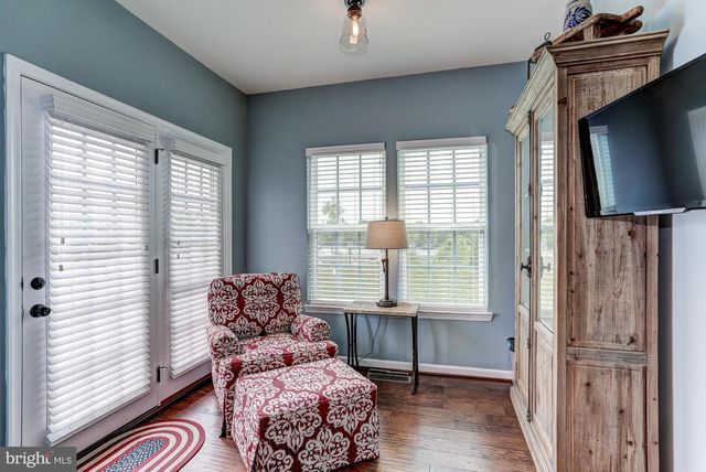 7067 KONA DR, Gainesville, VA 20155