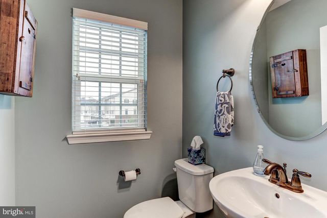 7067 KONA DR, Gainesville, VA 20155