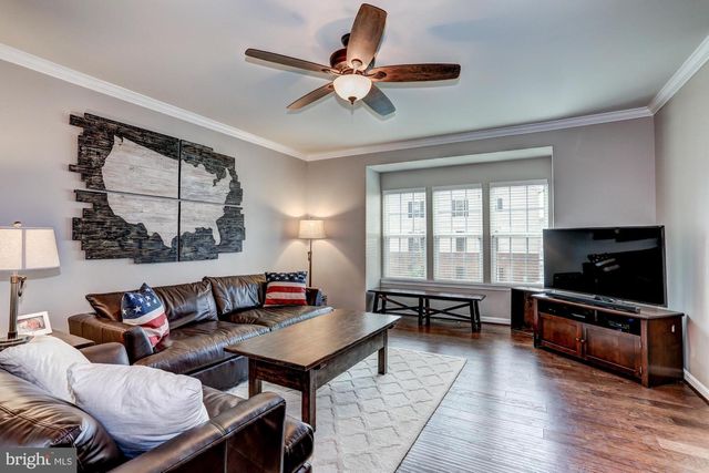 7067 KONA DR, Gainesville, VA 20155