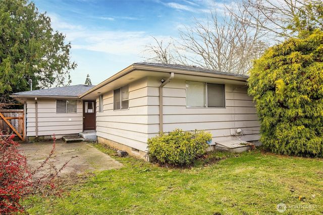 7233 Tacoma Avenue S, Tacoma, WA 98408