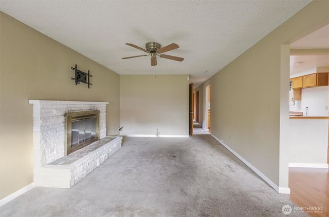 7233 Tacoma Avenue S, Tacoma, WA 98408