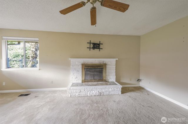 7233 Tacoma Avenue S, Tacoma, WA 98408