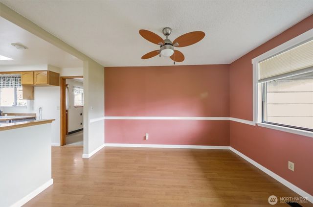 7233 Tacoma Avenue S, Tacoma, WA 98408