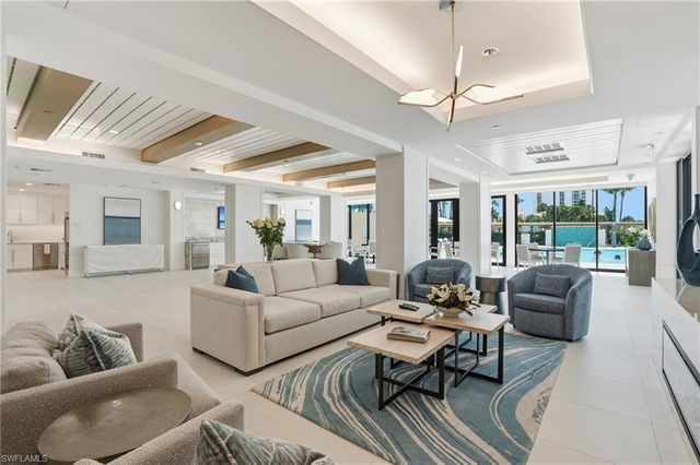 4001 Gulf Shore BLVD N 1407, Naples, FL 34103
