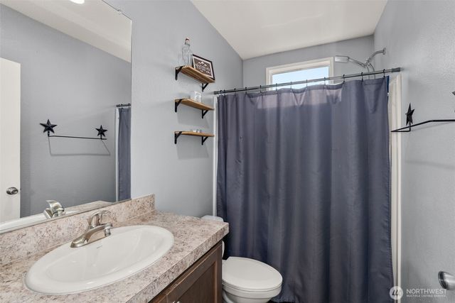 205 Antrim Road, Winlock, WA 98596