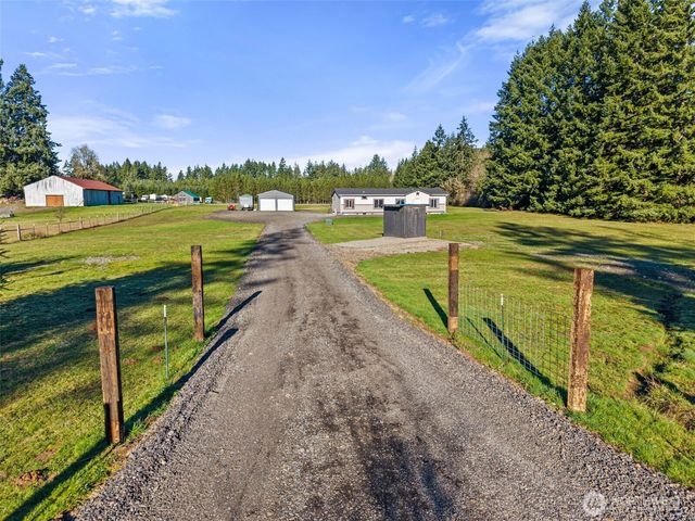 205 Antrim Road, Winlock, WA 98596