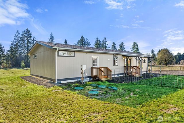 205 Antrim Road, Winlock, WA 98596