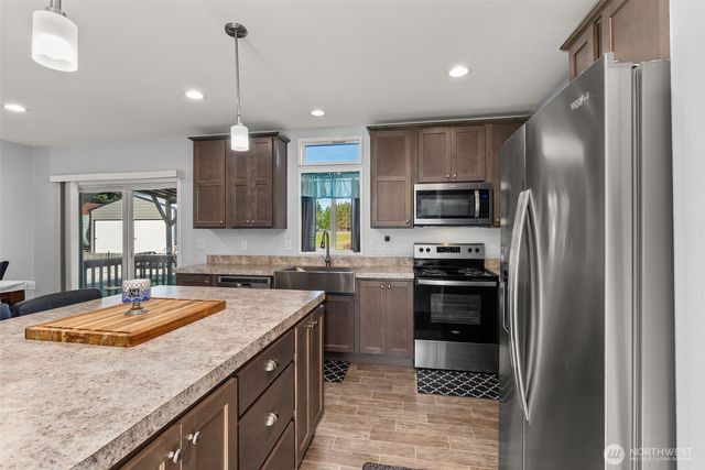 205 Antrim Road, Winlock, WA 98596