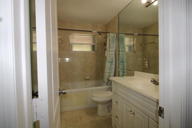 1412 W 6TH Street, Riviera Beach, FL 33404