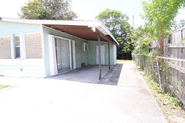 1412 W 6TH Street, Riviera Beach, FL 33404