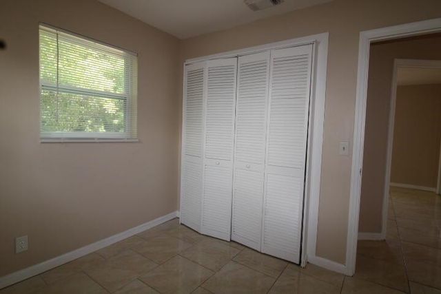 1412 W 6TH Street, Riviera Beach, FL 33404