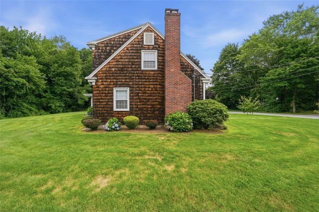 24 Rolling Acres Drive, Cumberland, RI 02864