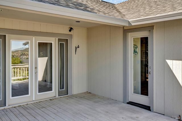 17120 Knollview Dr, Hidden Valley Lake, CA 95467