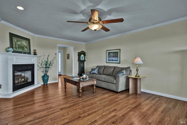 17120 Knollview Dr, Hidden Valley Lake, CA 95467