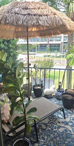 7016 N Holiday Dr 7016, Galveston, TX 77550