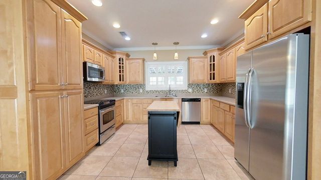 101 Willow Ridge Circle, Thomasville, GA 31757