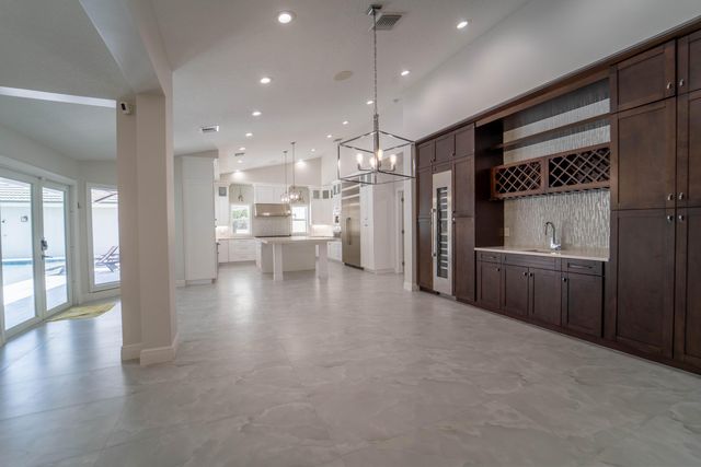 13796 Doubletree Trail, Wellington, FL 33414