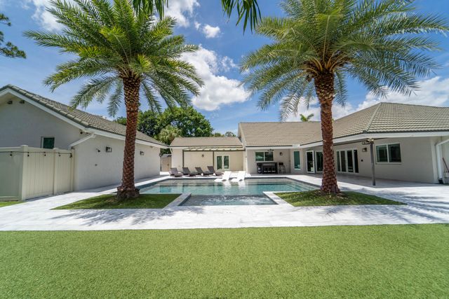13796 Doubletree Trail, Wellington, FL 33414