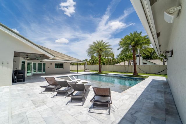 13796 Doubletree Trail, Wellington, FL 33414