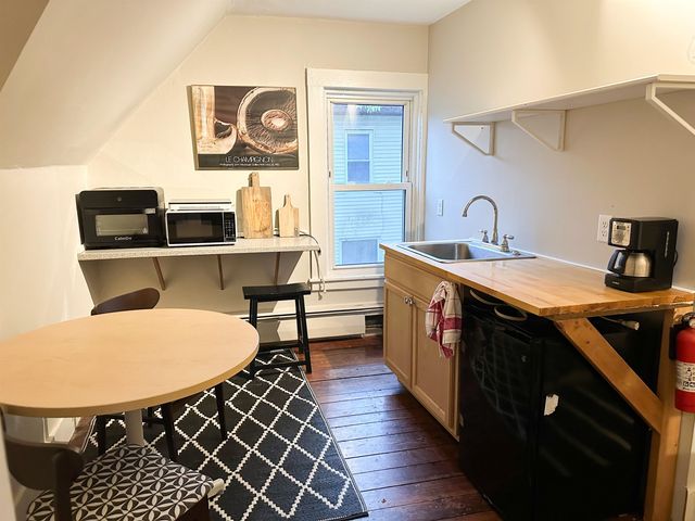 185 Roxbury Street, Keene, NH 03431