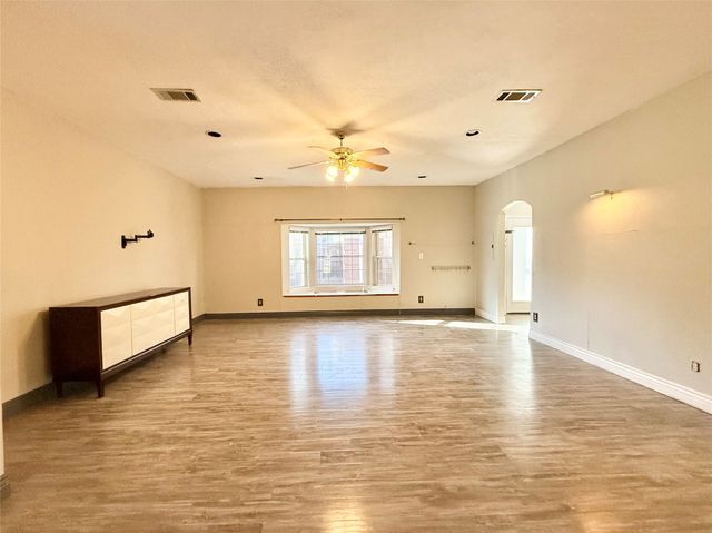 2301 Mapleleaf Lane, Flower Mound, TX 75028